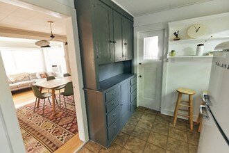 141 Roselawn Pl in Los Angeles, CA - Building Photo - Building Photo