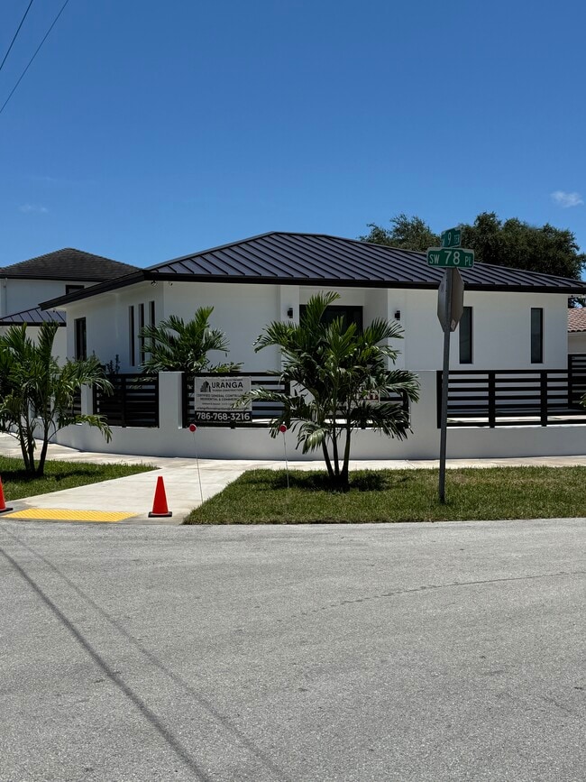 property at 920 SW 71st Ave