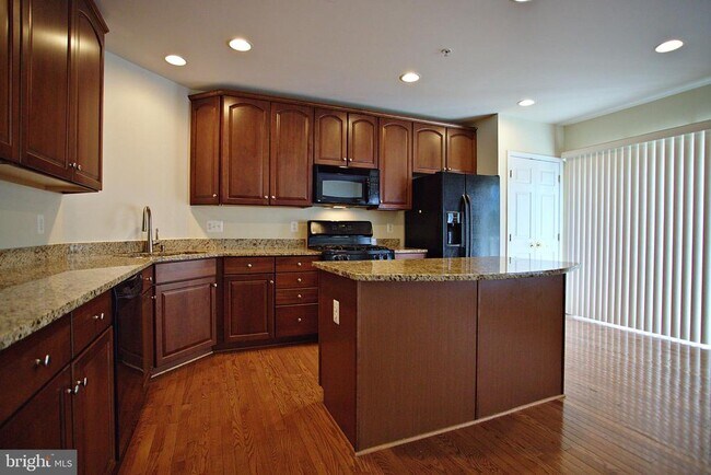 4539 Whittemore Pl in Fairfax, VA - Building Photo - Building Photo