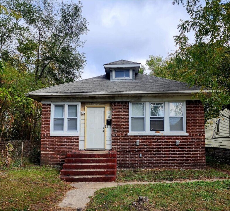 1559 McKinley St in Gary, IN - Building Photo