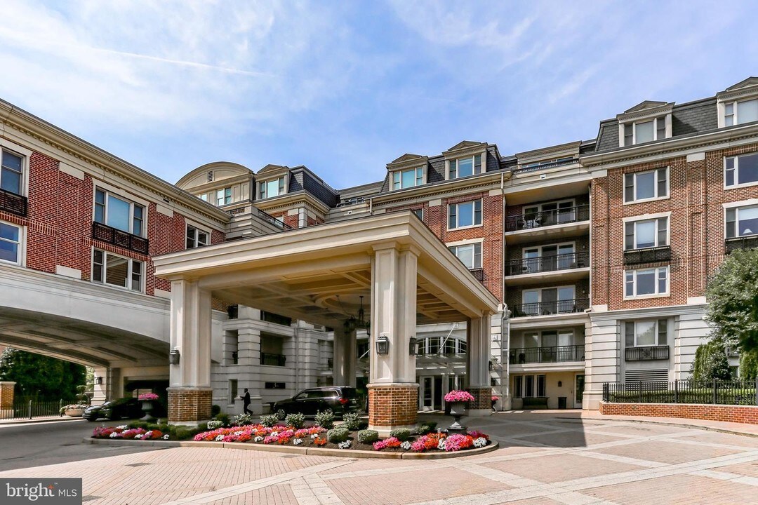 801 Key Hwy-Unit -153 in Baltimore, MD - Foto de edificio