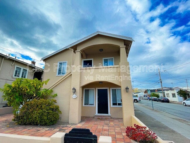 464 Cortes St in Monterey, CA - Building Photo - Building Photo