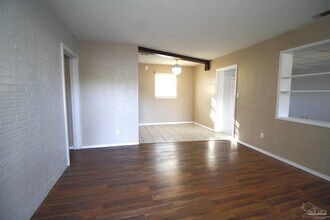 217 Ruby Ave in Pensacola, FL - Building Photo - Building Photo