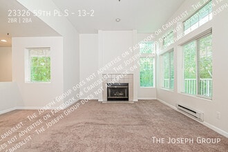 23326 59th Pl S in Kent, WA - Foto de edificio - Building Photo