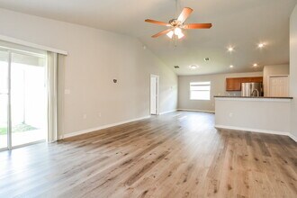 3722 Ricky Ln in St. Cloud, FL - Building Photo - Building Photo