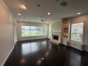 3900 Lake Sarah Dr in Orlando, FL - Building Photo - Building Photo