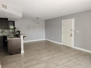 8610 SW 212th St in Cutler Bay, FL - Building Photo - Building Photo