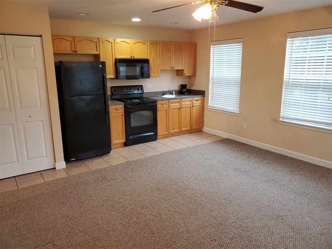 4247 Raleigh Way in Tallahassee, FL - Building Photo - Building Photo