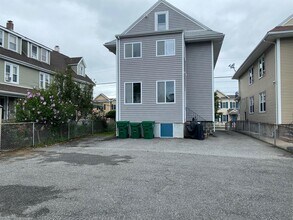 190 Harvard St, Unit 1 in Medford, MA - Building Photo - Building Photo