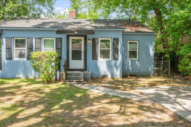 property at 1308 E 53rd St