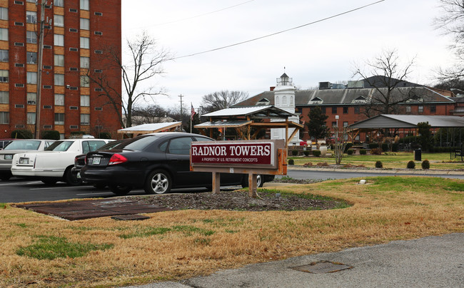 Radnor Towers in Nashville, TN - Building Photo - Building Photo