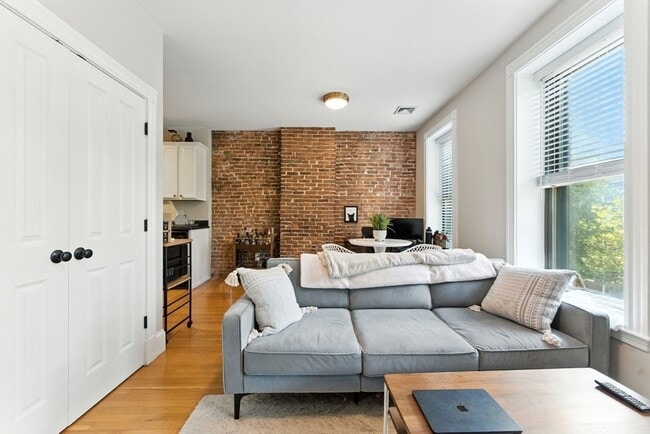 19 Medford St in Chelsea, MA - Building Photo - Building Photo