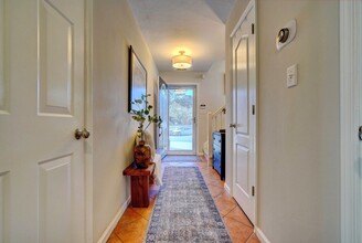 2096 Tazewell Rd in Virginia Beach, VA - Building Photo - Building Photo