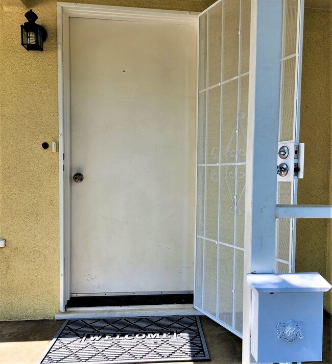 4765 Sunnyside Dr in Riverside, CA - Building Photo - Building Photo