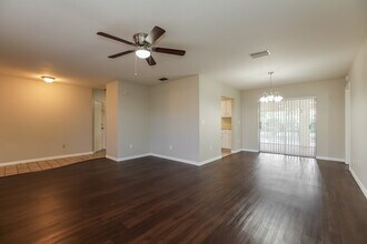 2130 SE 9th Terrace in Cape Coral, FL - Building Photo - Building Photo