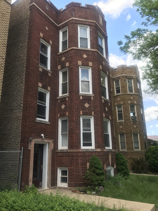 5418 N Artesian Ave in Chicago, IL - Building Photo - Building Photo