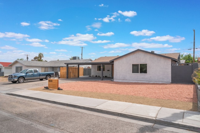1808 E St Louis Ave in Las Vegas, NV - Building Photo - Building Photo