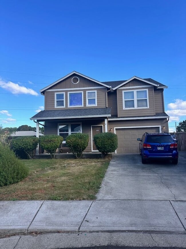 827 NE Millstream Pl in Albany, OR - Building Photo - Building Photo