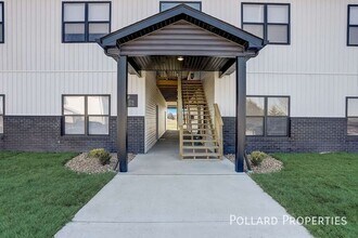 620 Parkview Dr in Wright City, MO - Building Photo - Building Photo