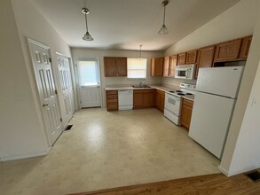 354 Oak Ridge Pkwy in Arnold, MO - Building Photo - Building Photo