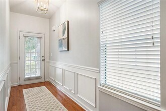 313 Hidden Creek Ln in Canton, GA - Building Photo - Building Photo