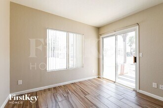 805 N Posthole Ln in Tucson, AZ - Building Photo - Building Photo
