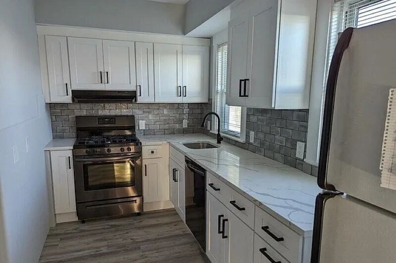 17 University Ave, Unit 17 in Medford, MA - Building Photo