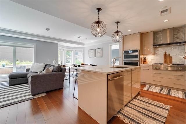 property at 100 Eton Row