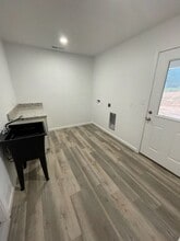 419 E James Dr in Strafford, MO - Building Photo - Building Photo