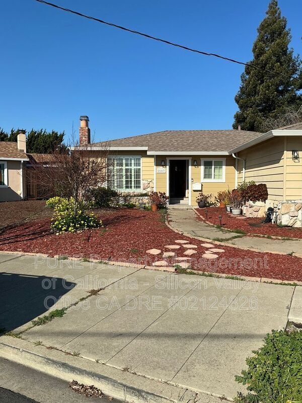 2607 Erskine Ln in Hayward, CA - Building Photo - Building Photo