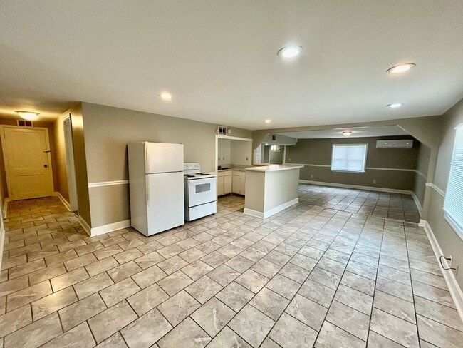 325 S 3rd St in Richmond, KY - Building Photo - Building Photo