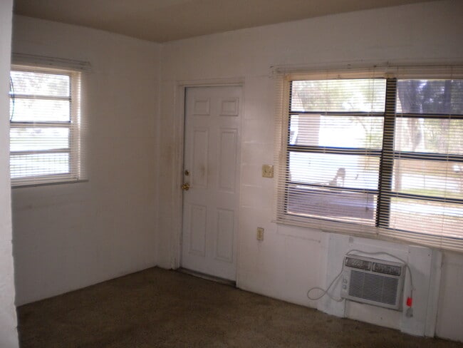 2035 W South St, Unit 2 in Orlando, FL - Building Photo - Building Photo