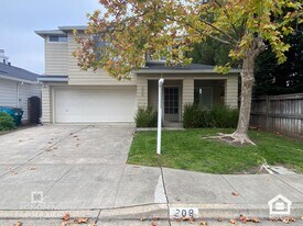 208 Todd Ave in Sonoma, CA - Building Photo