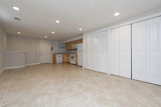 904 Webster St NW in Washington, DC - Building Photo - Building Photo