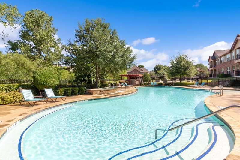 Sonoma Court in Rockwall, TX - Foto de edificio