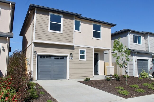 3841 Zapata St in Sacramento, CA - Building Photo - Building Photo