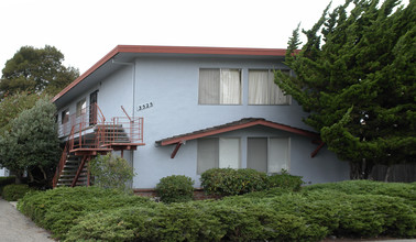 3525 Ardley Ave in Oakland, CA - Foto de edificio - Building Photo