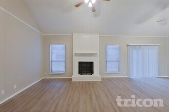 5617 Wembley Downs Dr in Arlington, TX - Building Photo - Building Photo