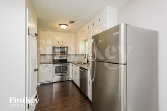 4569 Iroquois Trail NW in Duluth, GA - Foto de edificio - Building Photo