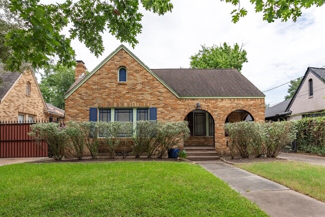 property at 2415 Elmen St