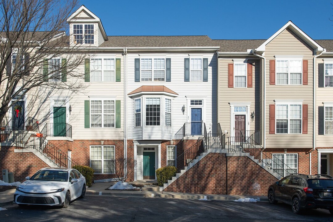 33 Harbour Heights Dr in Annapolis, MD - Building Photo