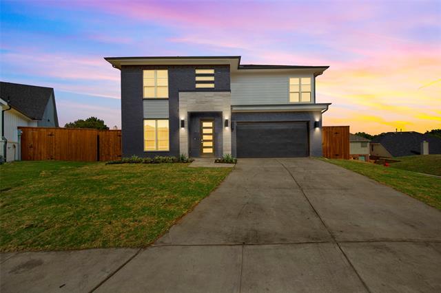 1302 Genoa Cir in Garland, TX - Foto de edificio