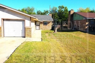 1108 Charisse St in Killeen, TX - Building Photo