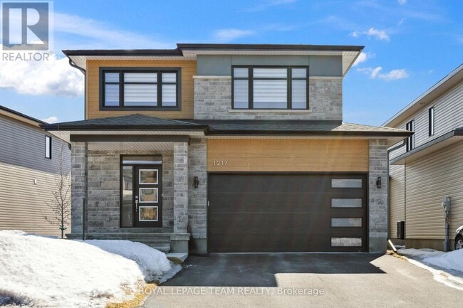 property at 1217 Diamond St