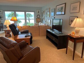 5000 Gulf Blvd in St Pete Beach, FL - Building Photo - Building Photo