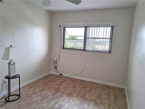 2455 NE 51st St in Fort Lauderdale, FL - Building Photo - Building Photo