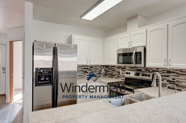 1153 NE Cordero Pl in Oak Harbor, WA - Building Photo - Building Photo