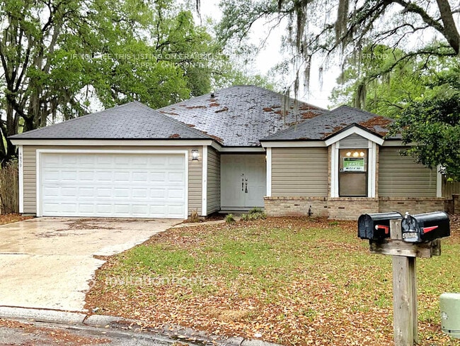 property at 4859 Wallingford Pl E