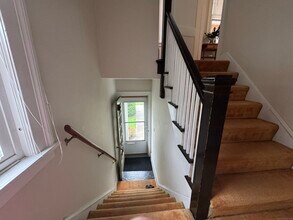 95 Ardmore Rd in West Hartford, CT - Building Photo - Building Photo