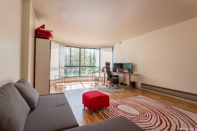 300 3rd St in San Francisco, CA - Building Photo - Building Photo